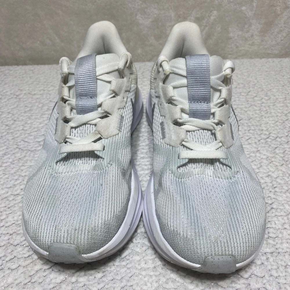 NIKE Air Zoom Structure 25 White Pure Platinum Running Shoes Women’s Size 6